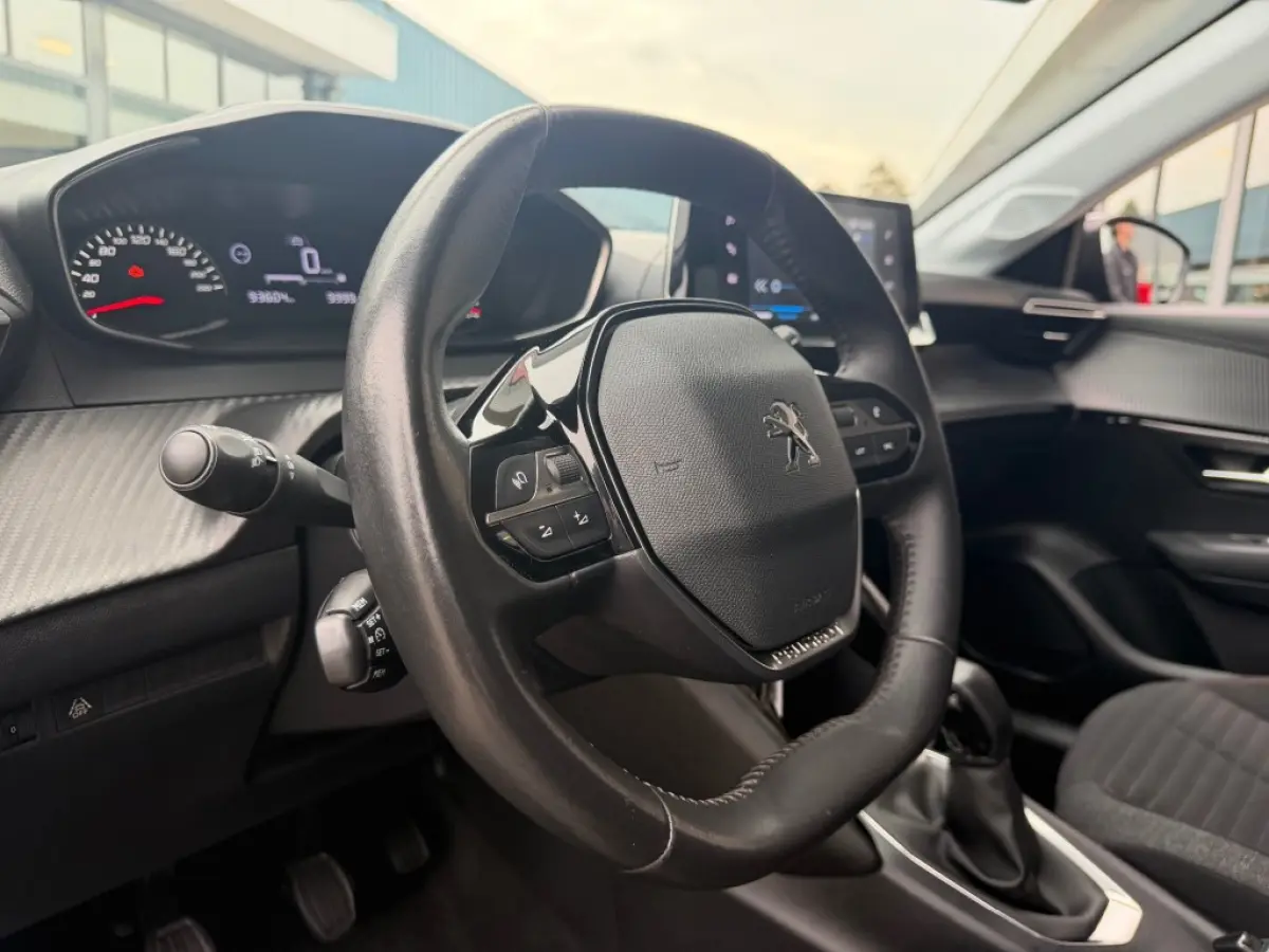1.2 PT ACTIVE AIRCO NAVI CRUISE CONTROL