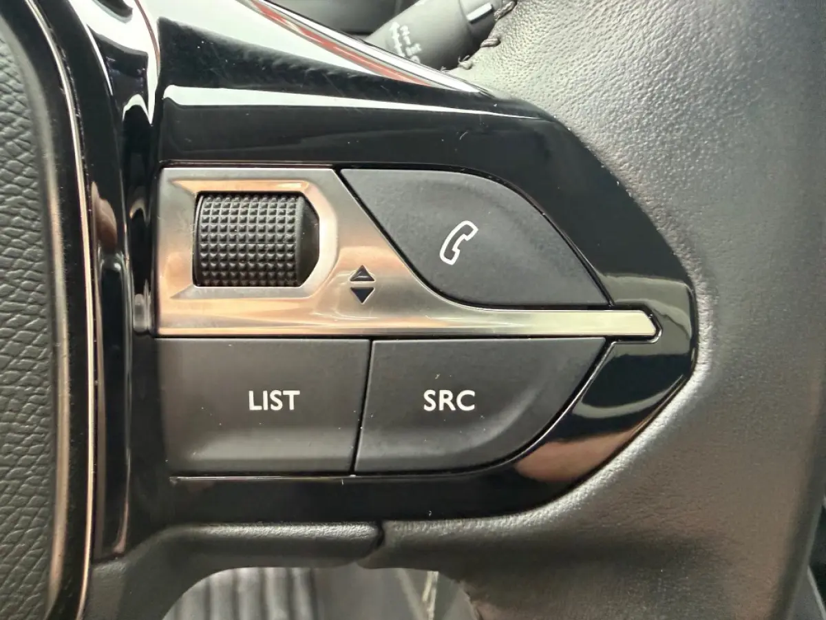 1.2 PT ACTIVE AIRCO NAVI CRUISE CONTROL