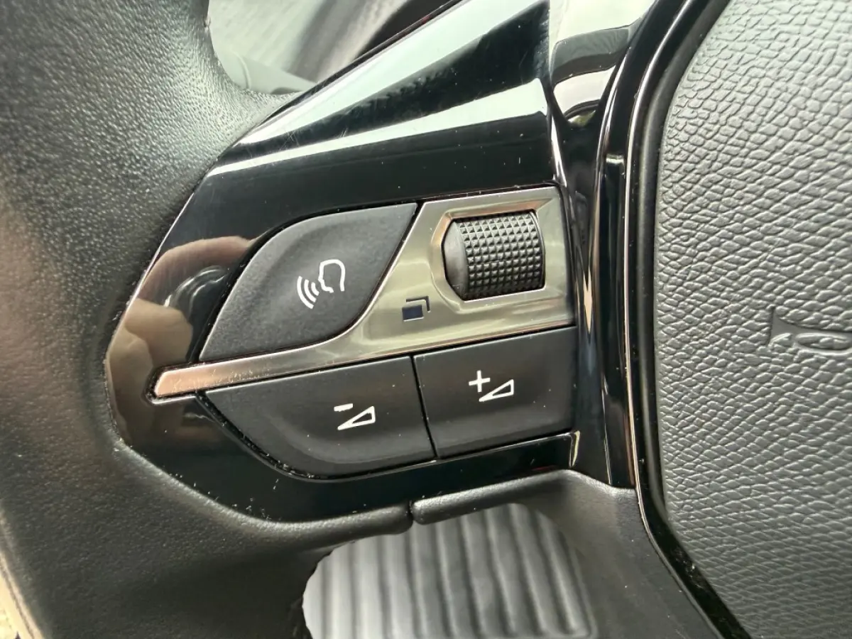1.2 PT ACTIVE AIRCO NAVI CRUISE CONTROL