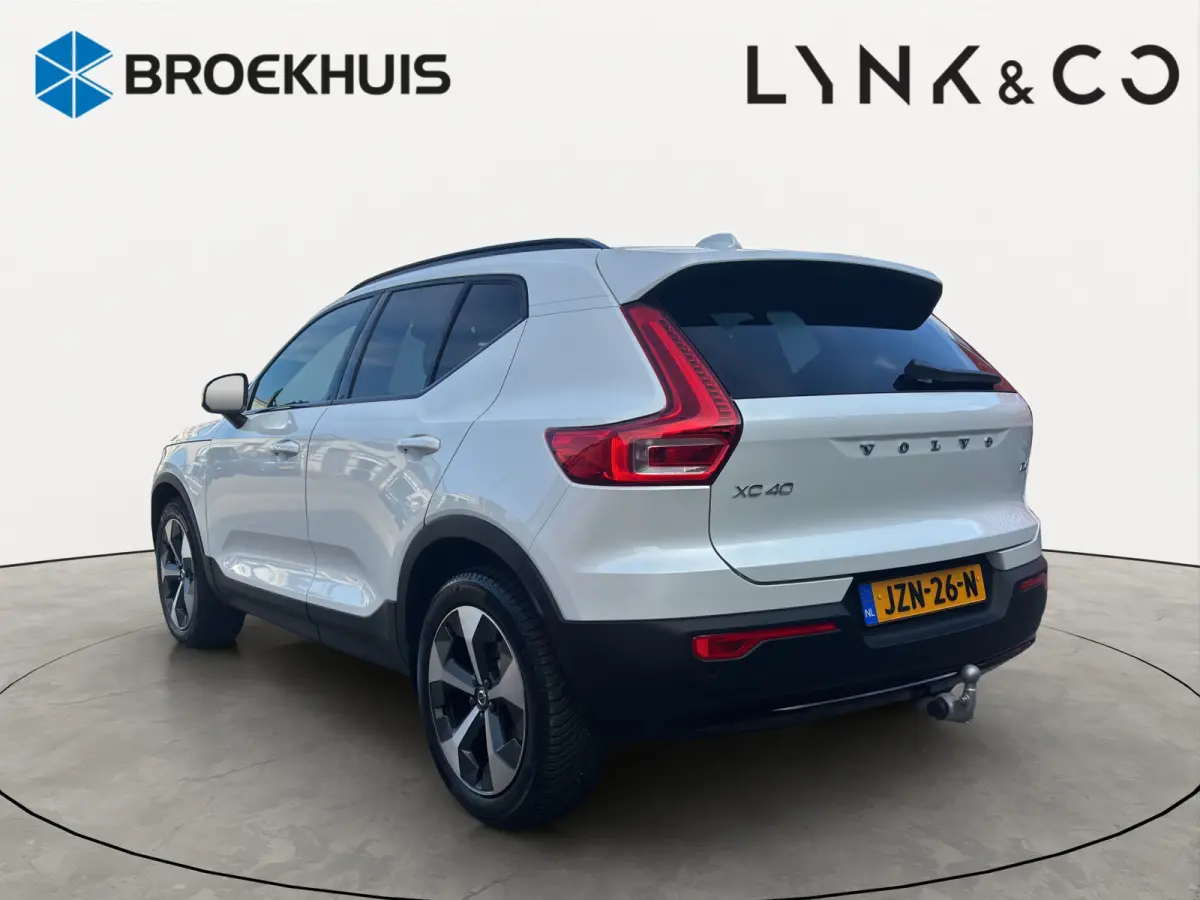 2.0 B4 Plus Dark | Trekhaak | Stuurwiel+Stoelverwarming | Adapt. Cruise | Apple Carplay/Android Auto |