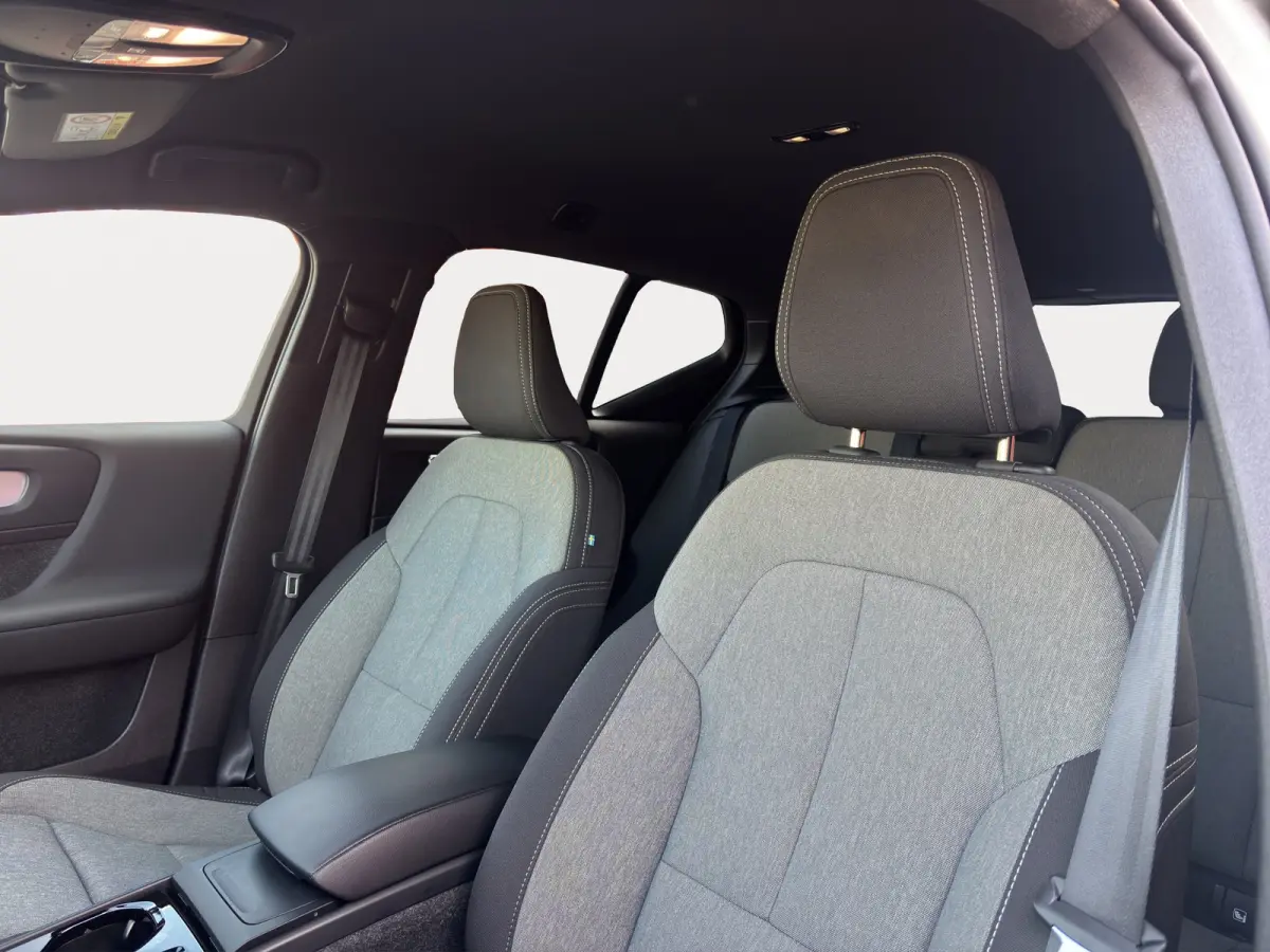 2.0 B4 Plus Dark | Trekhaak | Stuurwiel+Stoelverwarming | Adapt. Cruise | Apple Carplay/Android Auto |