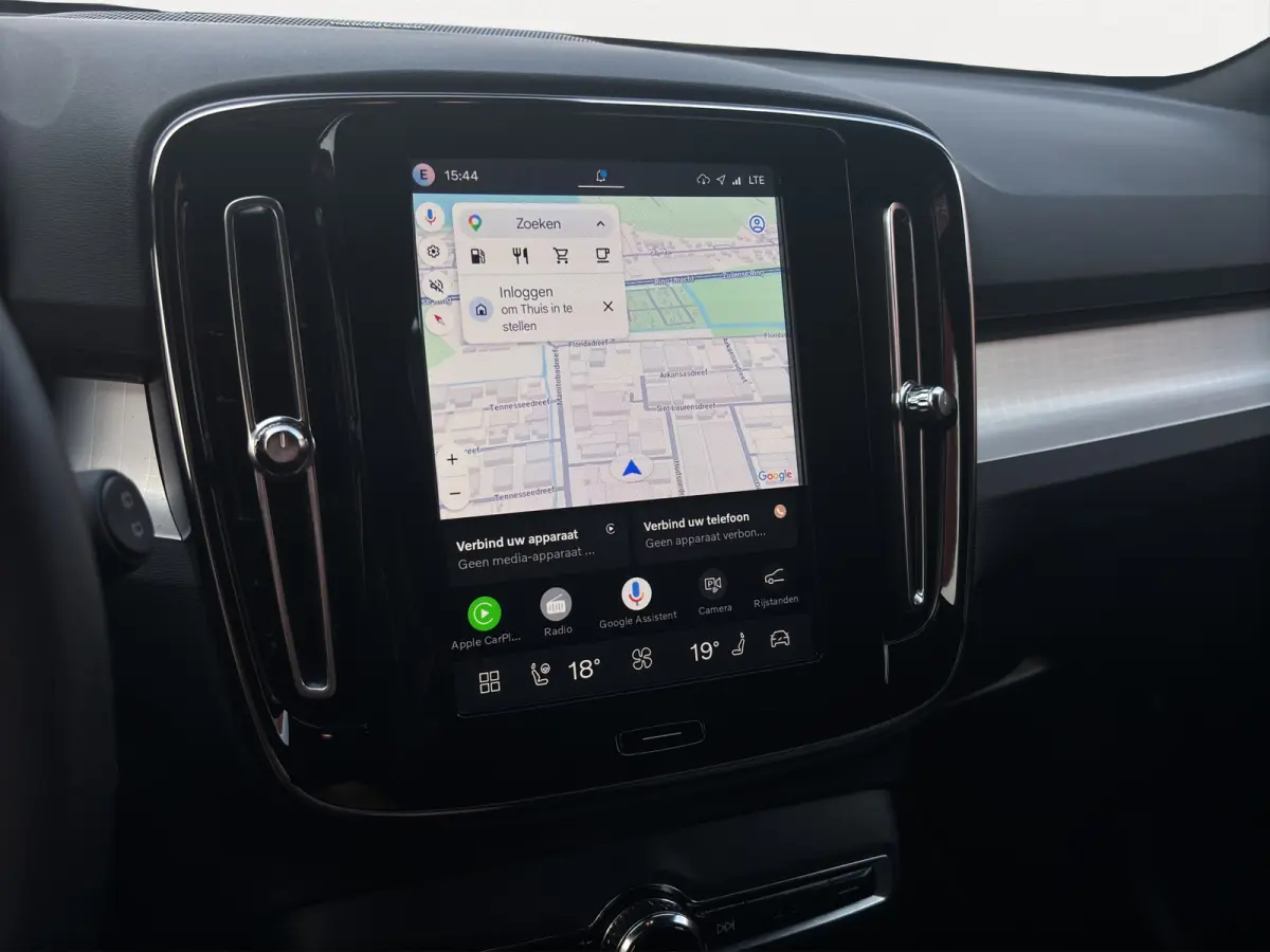 2.0 B4 Plus Dark | Trekhaak | Stuurwiel+Stoelverwarming | Adapt. Cruise | Apple Carplay/Android Auto |