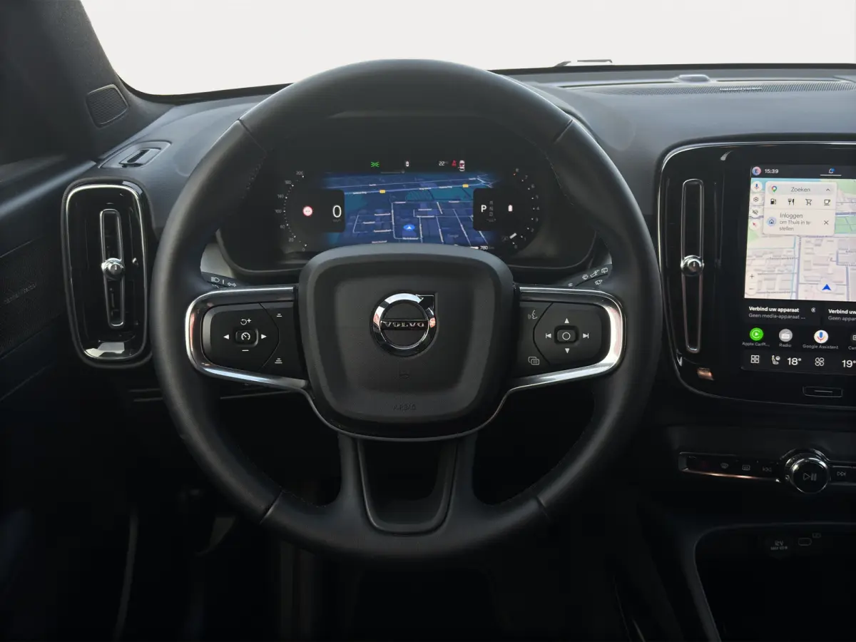 2.0 B4 Plus Dark | Trekhaak | Stuurwiel+Stoelverwarming | Adapt. Cruise | Apple Carplay/Android Auto |