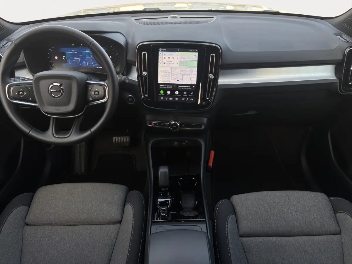 2.0 B4 Plus Dark | Trekhaak | Stuurwiel+Stoelverwarming | Adapt. Cruise | Apple Carplay/Android Auto |