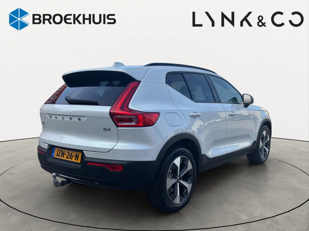 2.0 B4 Plus Dark | Trekhaak | Stuurwiel+Stoelverwarming | Adapt. Cruise | Apple Carplay/Android Auto |