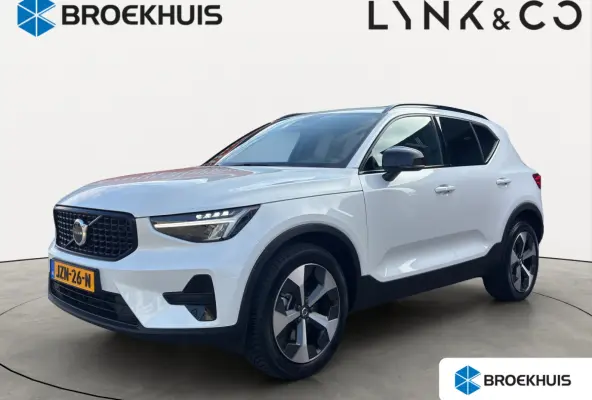 2.0 B4 Plus Dark | Trekhaak | Stuurwiel+Stoelverwarming | Adapt. Cruise | Apple Carplay/Android Auto |