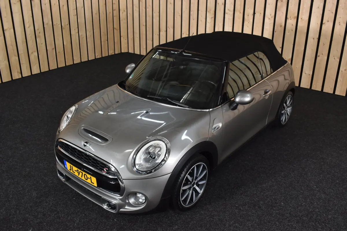 2.0 S Chili Serious Business 192 PK JCW LED 17" NL-auto Stoelverw. Clima + Nwe APK