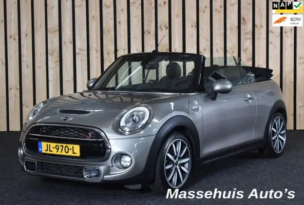 2.0 S Chili Serious Business 192 PK JCW LED 17" NL-auto Stoelverw. Clima + Nwe APK