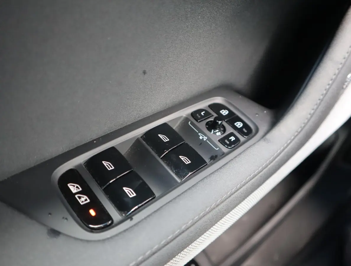 Long Range Dual Motor Performance Plus 82 kWh | SOH 93% | Camera | Memory Seats