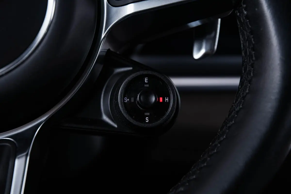 2.9 4 E-Hybrid Panoramadak - Adaptieve Cruise Control - SportDesign Pakket - Comfortstoelen - Massage stoelen - stuurwielverwarming - Sport Chrono pakket - Stuurbekrachtiging Plus -