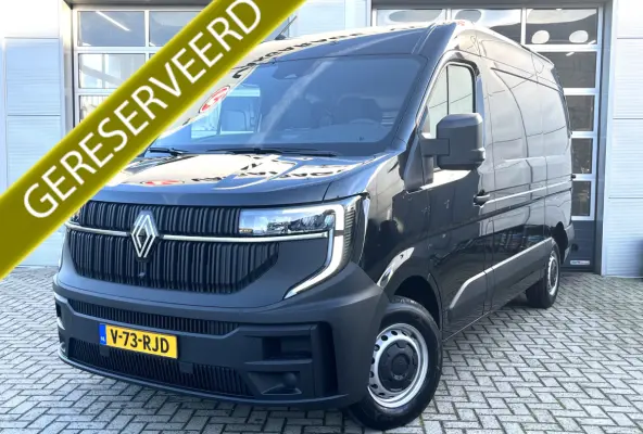T35 L2H2 Extra long range 87 kWh | Betimmering | Navigatie | PDC Voor en Achter + Achteruitrijcamera | Cruise Control | Airco Automatisch | |