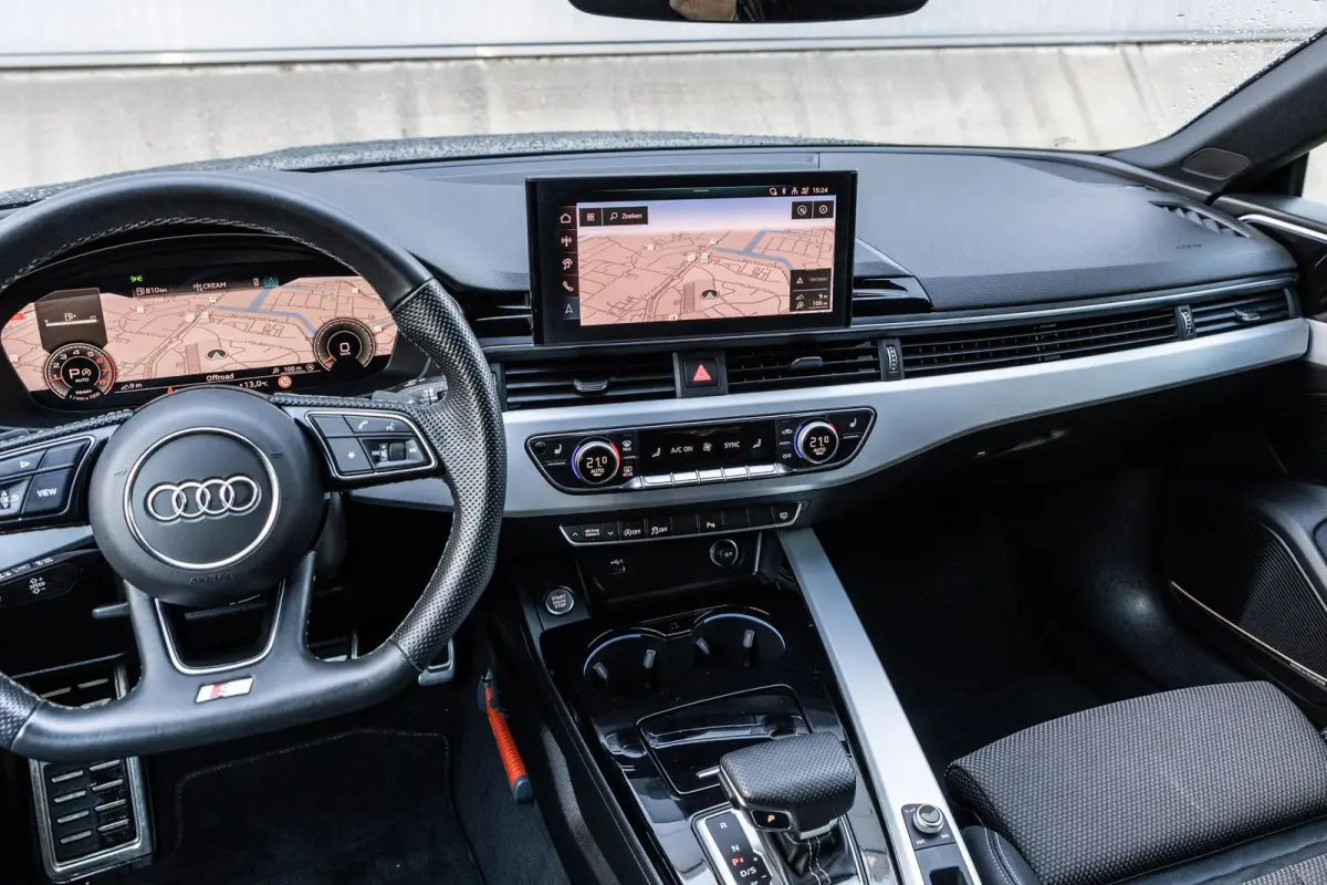35 TFSI 150pk MHEV S Edition Competition | Panoramadak | Matrix LED | Stoelverwarming | Ambiente Lichtpakket Plus