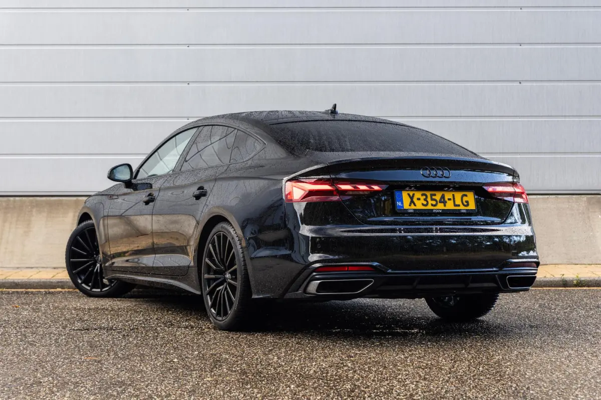 35 TFSI 150pk MHEV S Edition Competition | Panoramadak | Matrix LED | Stoelverwarming | Ambiente Lichtpakket Plus