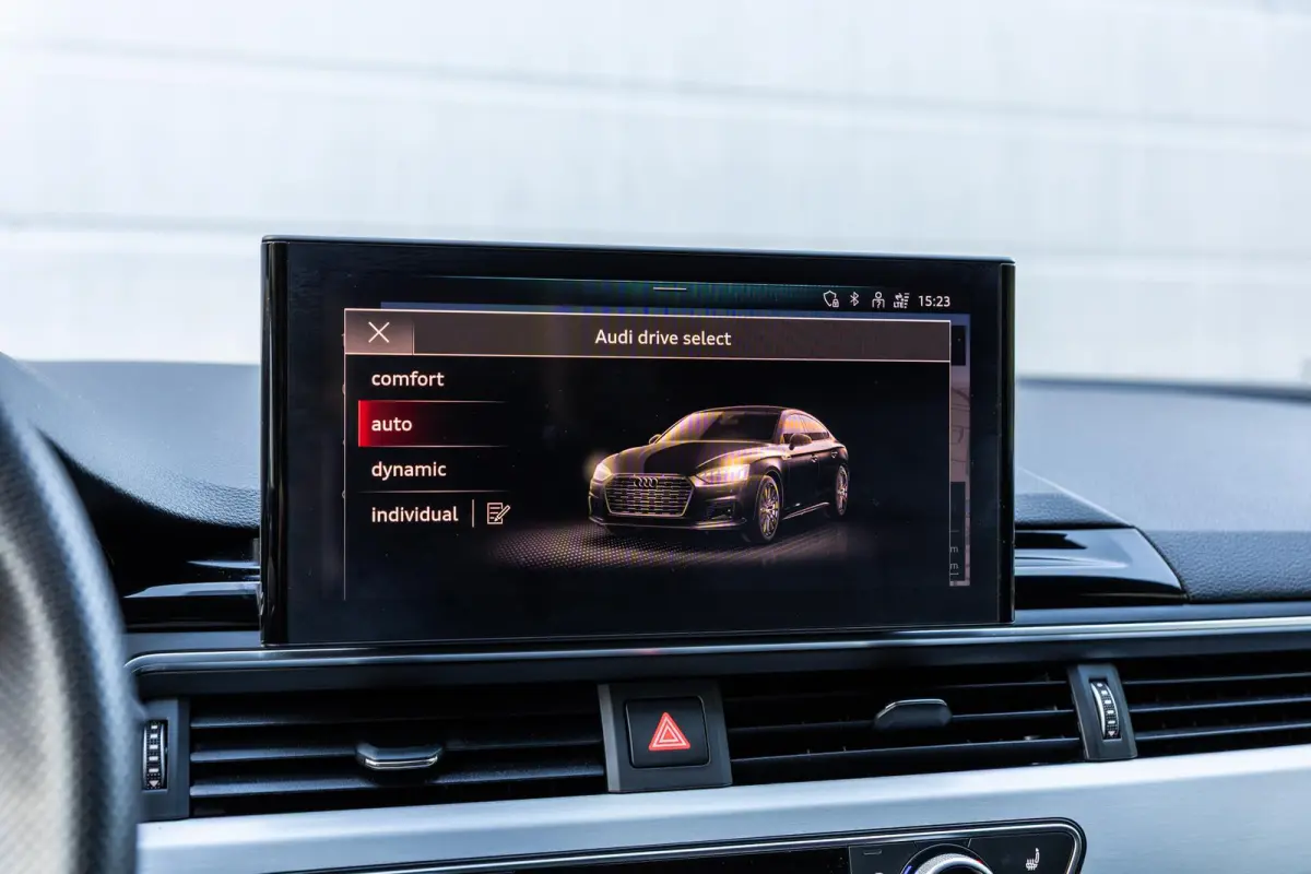 35 TFSI 150pk MHEV S Edition Competition | Panoramadak | Matrix LED | Stoelverwarming | Ambiente Lichtpakket Plus