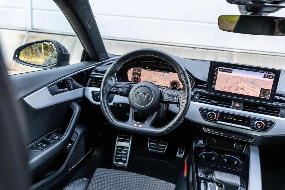 35 TFSI 150pk MHEV S Edition Competition | Panoramadak | Matrix LED | Stoelverwarming | Ambiente Lichtpakket Plus