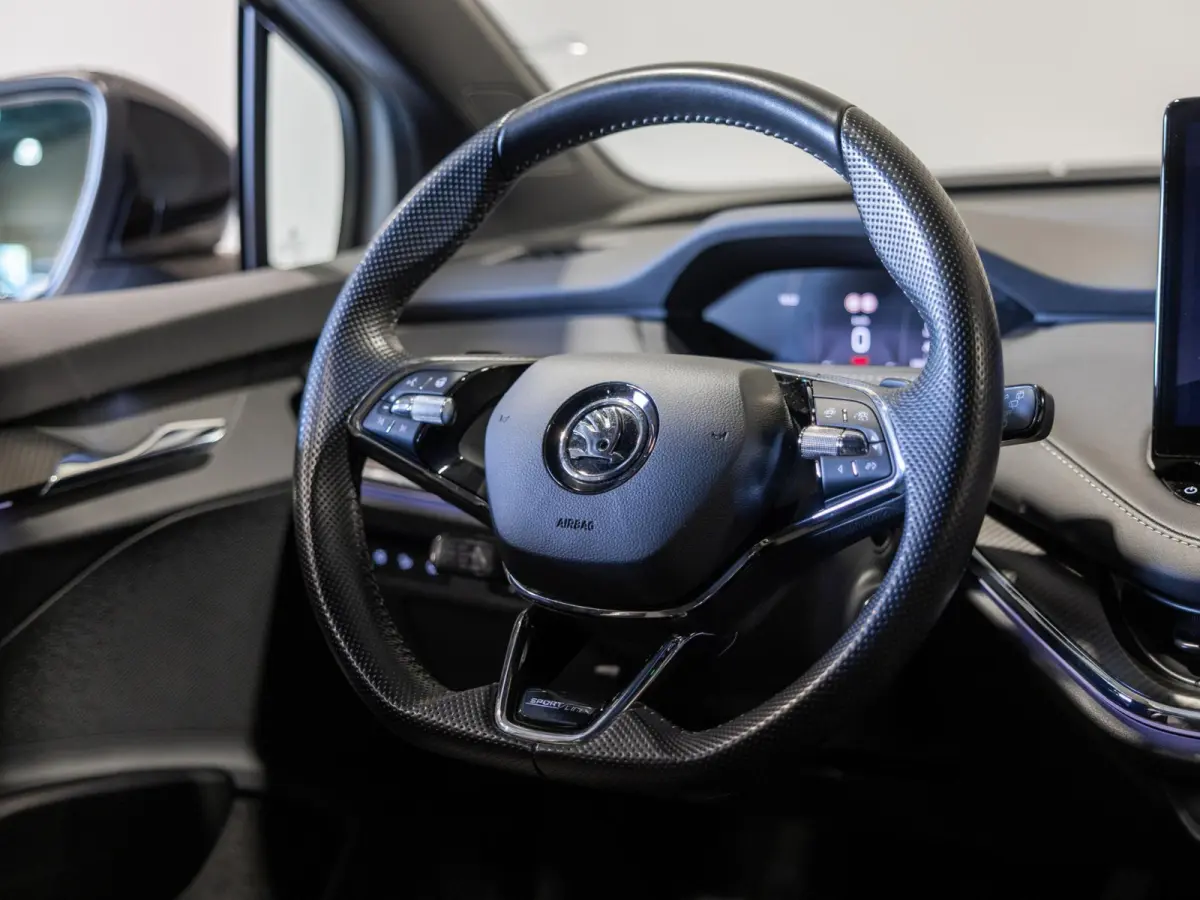 60 Sportline SOH 88% / 180pk / NAP / Achteruitrij camera / Dodehoek herkenning /