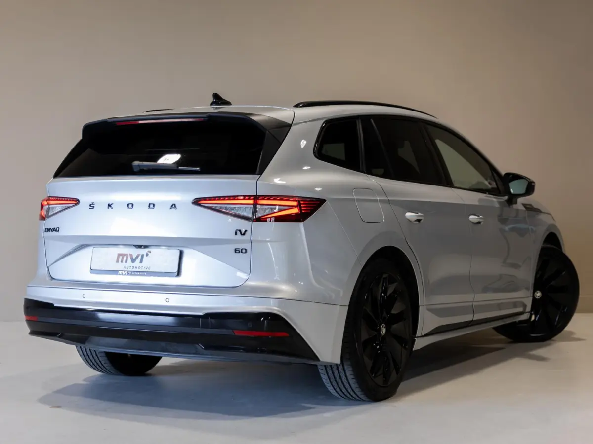 60 Sportline SOH 88% / 180pk / NAP / Achteruitrij camera / Dodehoek herkenning /