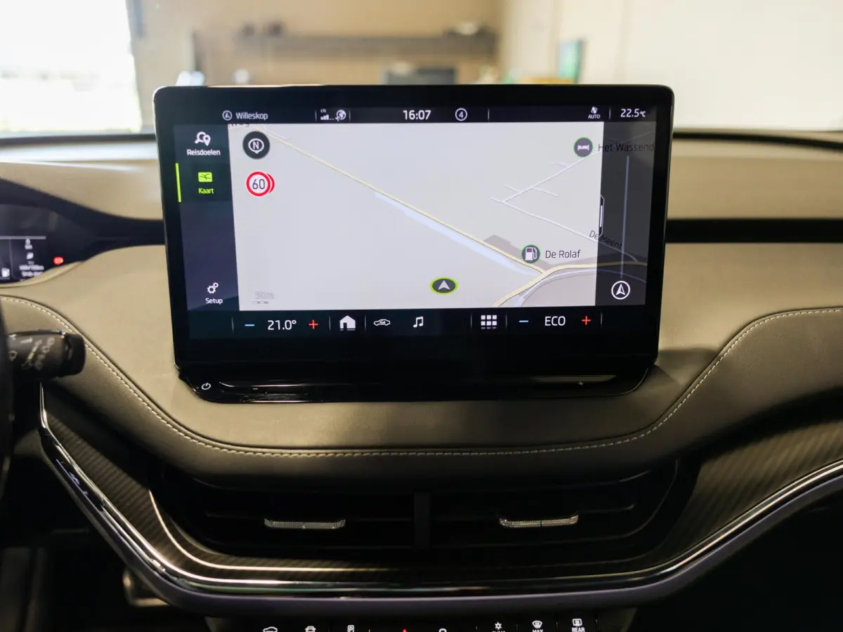 60 Sportline SOH 88% / 180pk / NAP / Achteruitrij camera / Dodehoek herkenning /