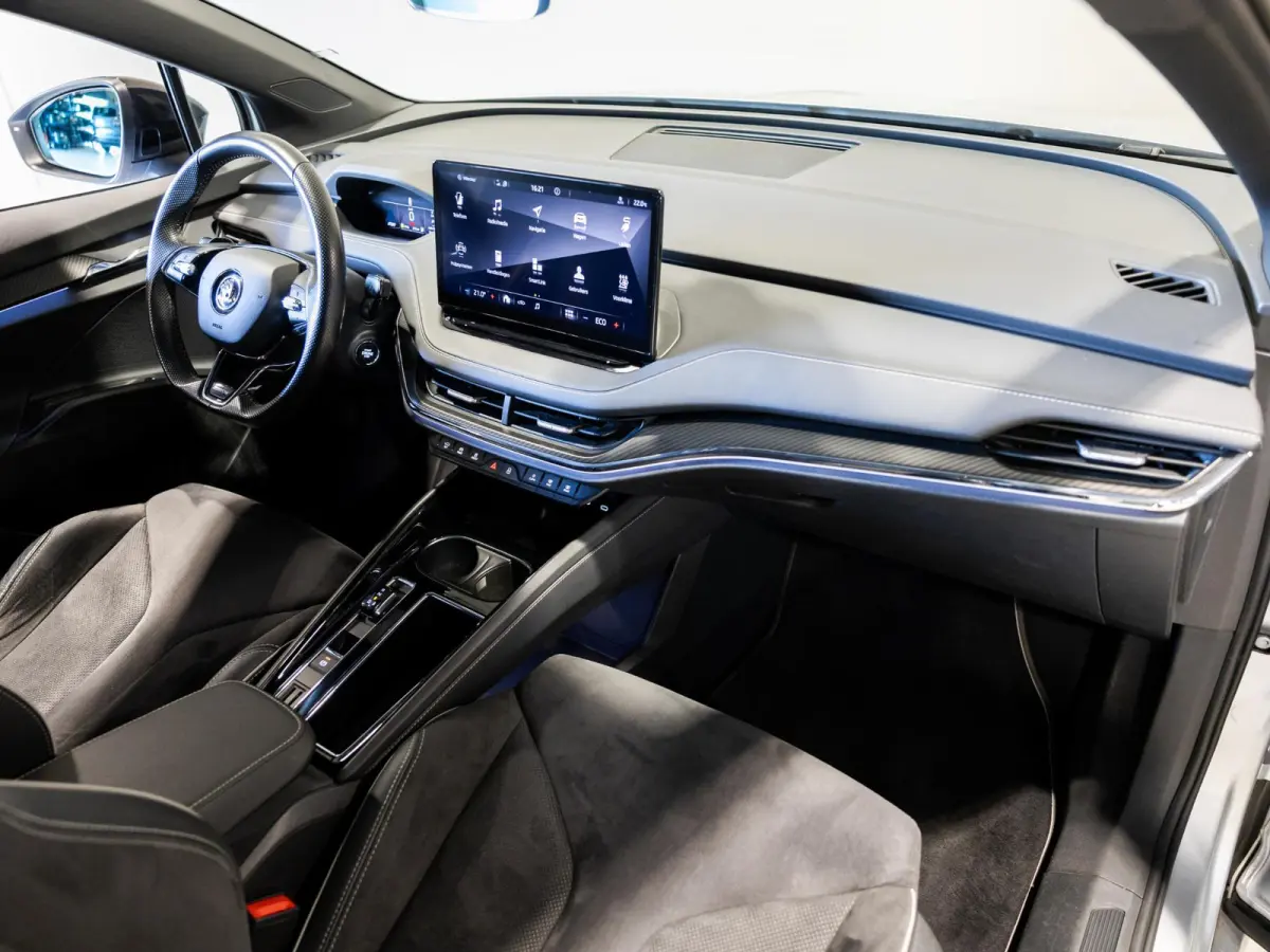 60 Sportline SOH 88% / 180pk / NAP / Achteruitrij camera / Dodehoek herkenning /