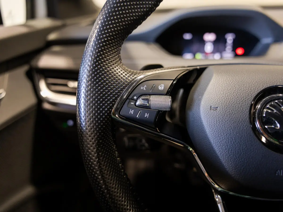 60 Sportline SOH 88% / 180pk / NAP / Achteruitrij camera / Dodehoek herkenning /