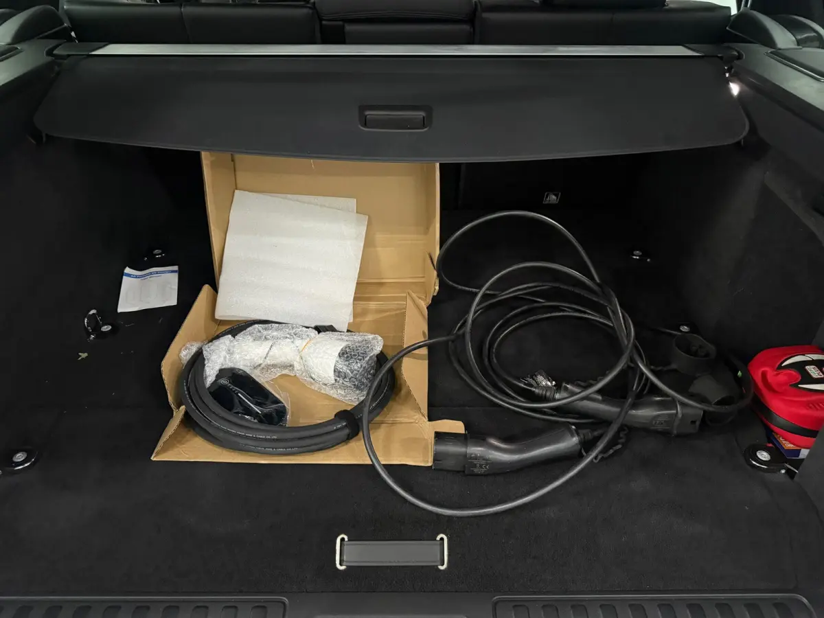 P400e Limited Edition*Pano*Luchtvering*Stoel/stuurverwarming*