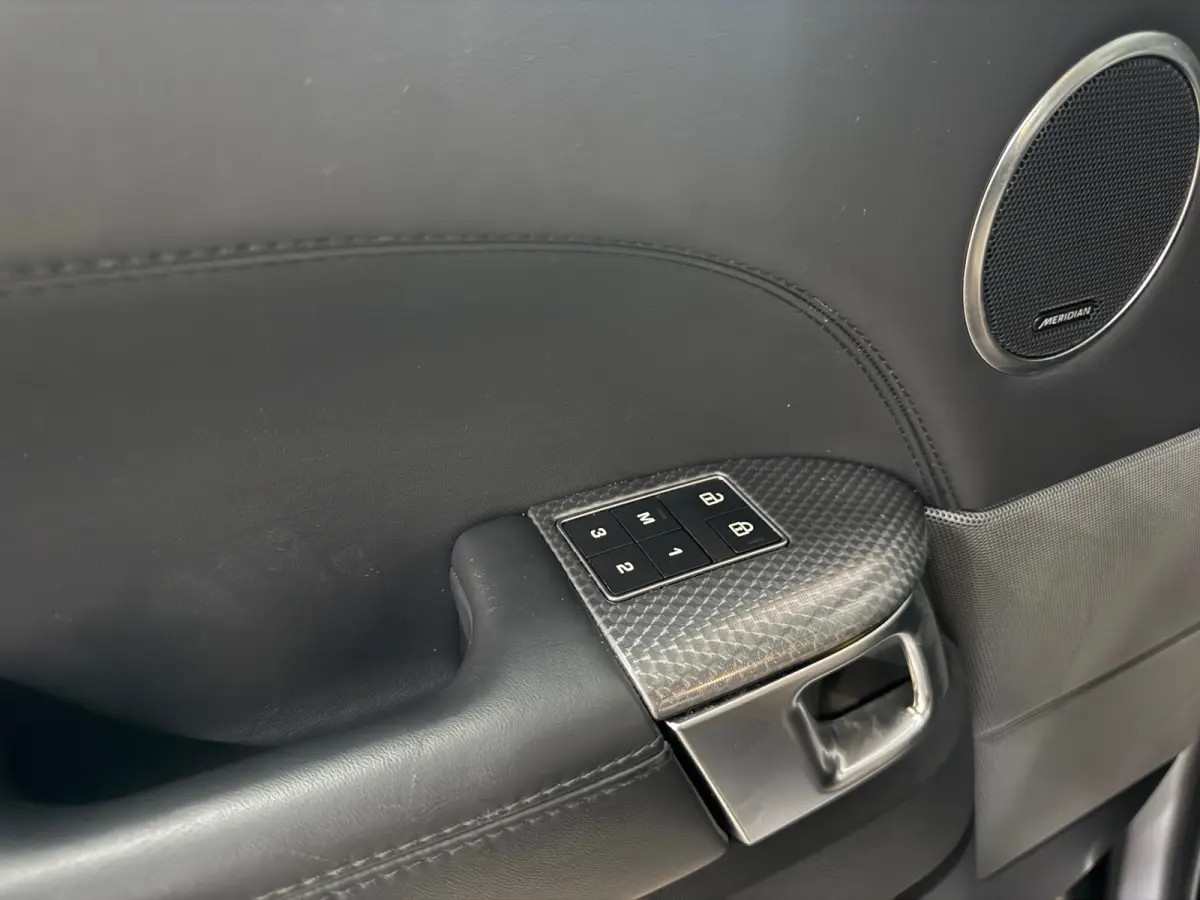 P400e Limited Edition*Pano*Luchtvering*Stoel/stuurverwarming*