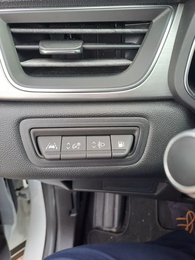 1.6 E-Tech Plug-in Hybrid 160 Intens | TREKHAAK | CAMERA | NAVIGATIE