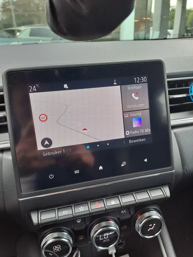 1.6 E-Tech Plug-in Hybrid 160 Intens | TREKHAAK | CAMERA | NAVIGATIE