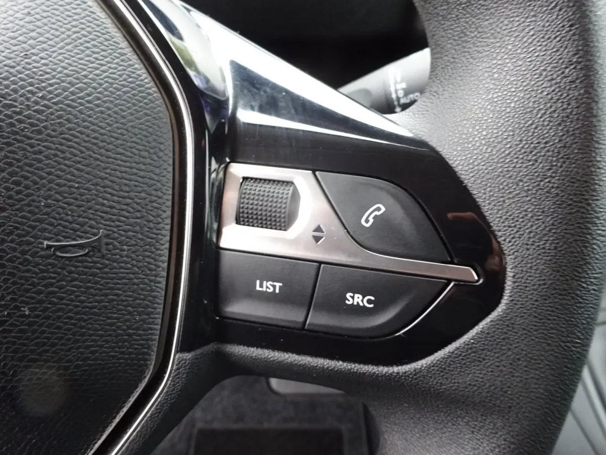 1.2 PureTech Pro BENZINE AIRCO NAVI CRUISE CONTROL PDC SCHUIFDEUR