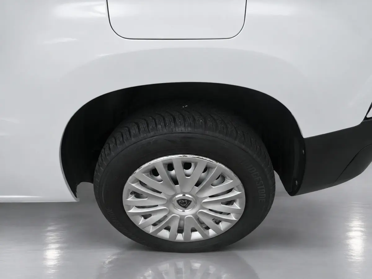1.2 PureTech Pro BENZINE AIRCO NAVI CRUISE CONTROL PDC SCHUIFDEUR
