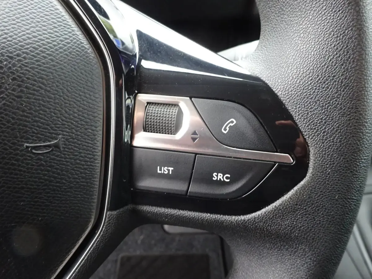 1.2 PureTech Pro BENZINE AIRCO NAVI CRUISE CONTROL PDC SCHUIFDEUR