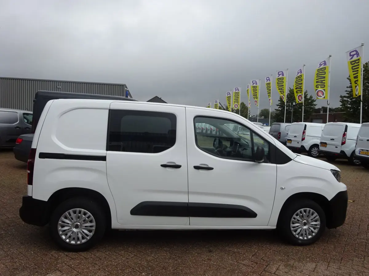 1.2 PureTech Pro BENZINE AIRCO NAVI CRUISE CONTROL PDC SCHUIFDEUR