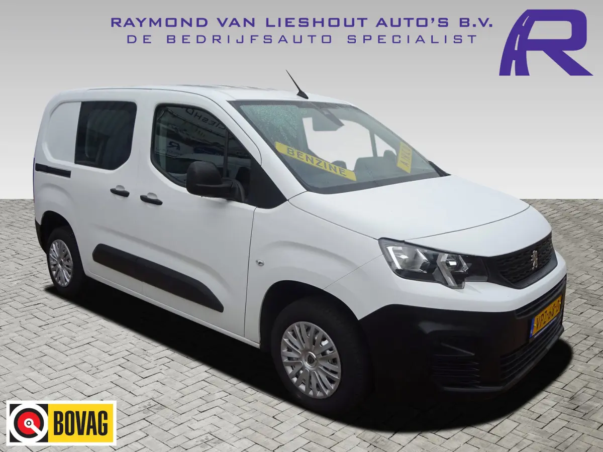 1.2 PureTech Pro BENZINE AIRCO NAVI CRUISE CONTROL PDC SCHUIFDEUR