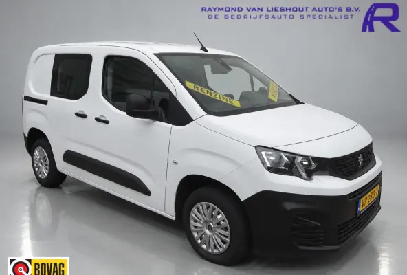 1.2 PureTech Pro BENZINE AIRCO NAVI CRUISE CONTROL PDC SCHUIFDEUR