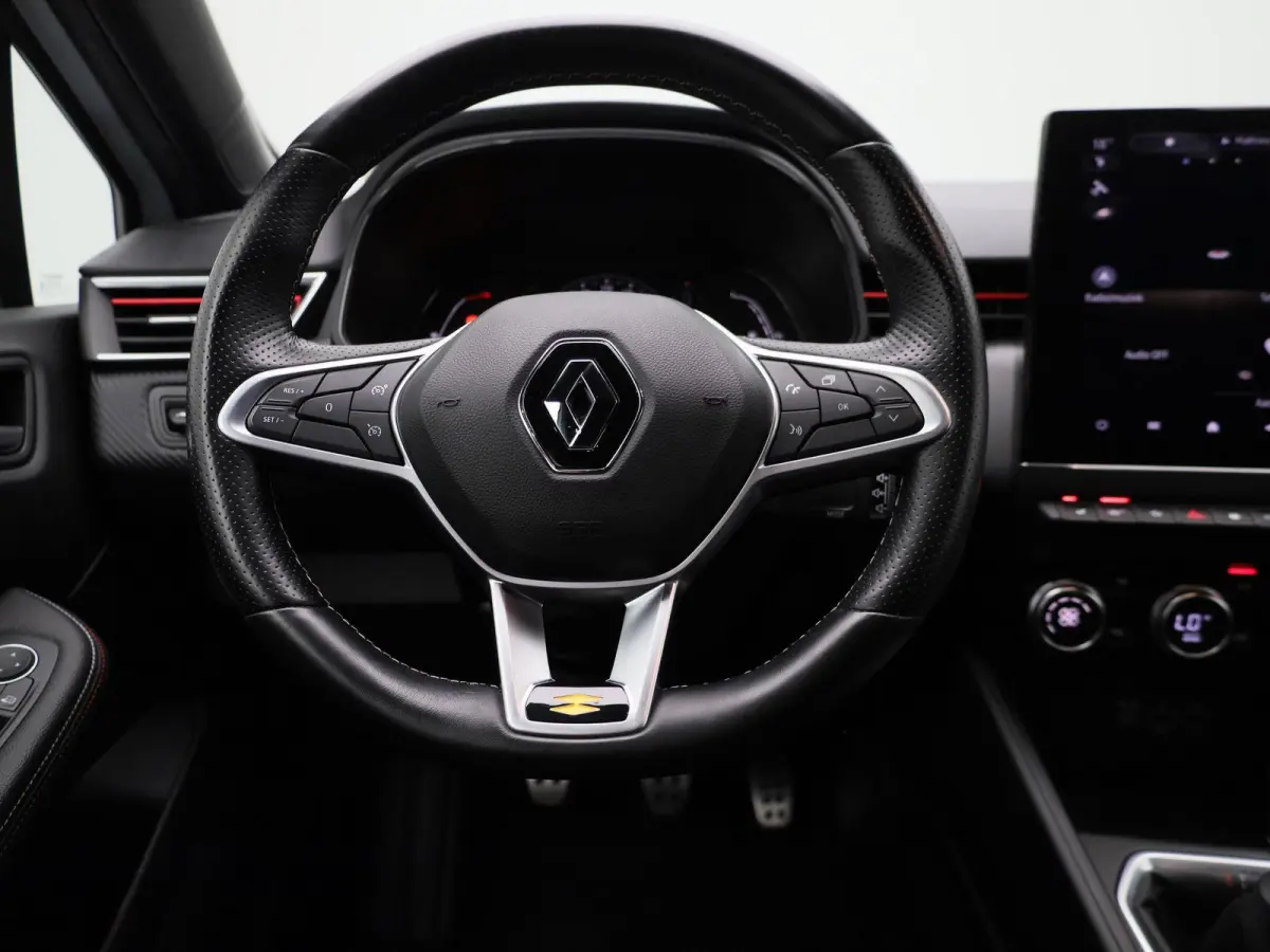 1.0 TCe R.S. Line | Apple Carplay / Android Auto | 360 Camera | Stoelverwarming | Lichtmetalen Velgen |
