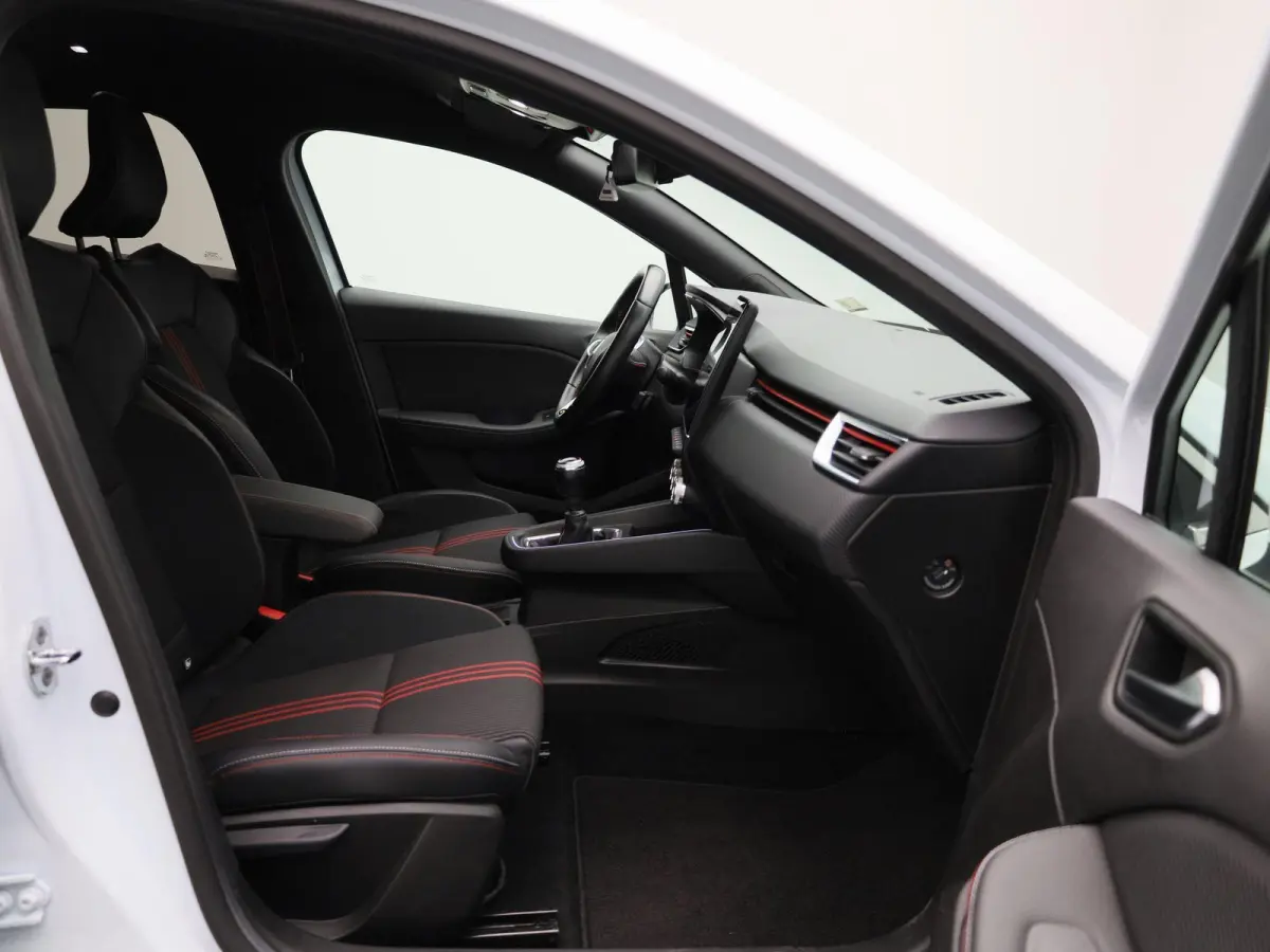 1.0 TCe R.S. Line | Apple Carplay / Android Auto | 360 Camera | Stoelverwarming | Lichtmetalen Velgen |