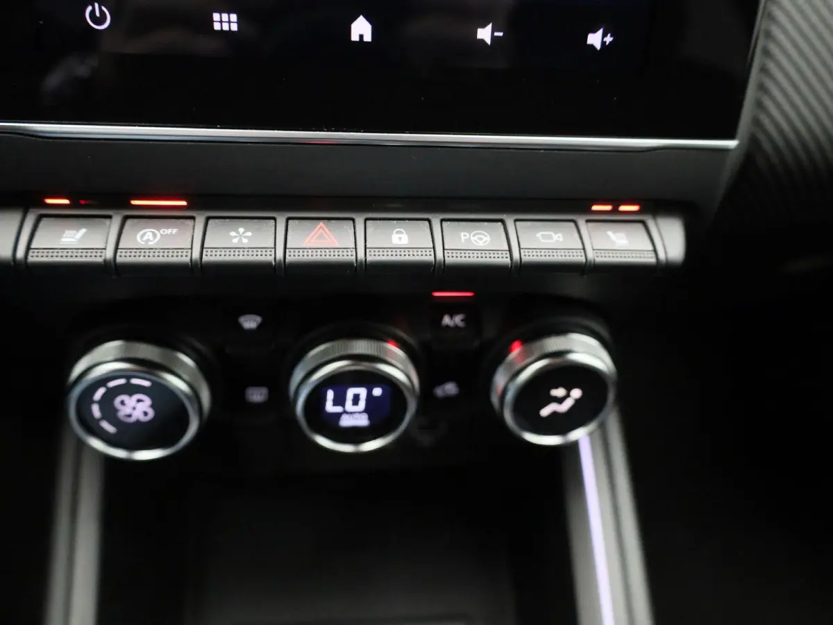 1.0 TCe R.S. Line | Apple Carplay / Android Auto | 360 Camera | Stoelverwarming | Lichtmetalen Velgen |