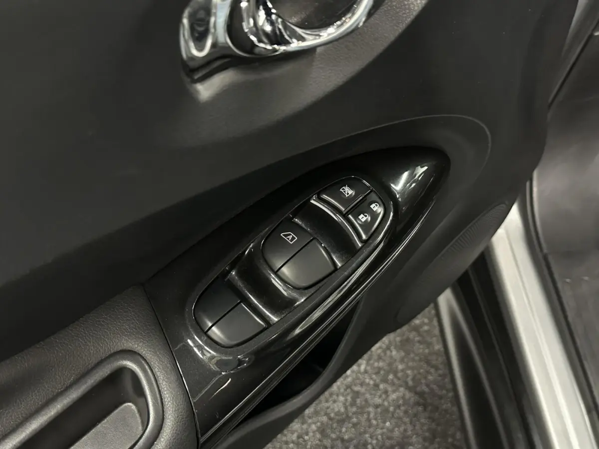 1.2 DIG-T S/S N-Connecta|Bose|Camera|Trekhaak|Navi|Cruise/Climate Control|NAP|