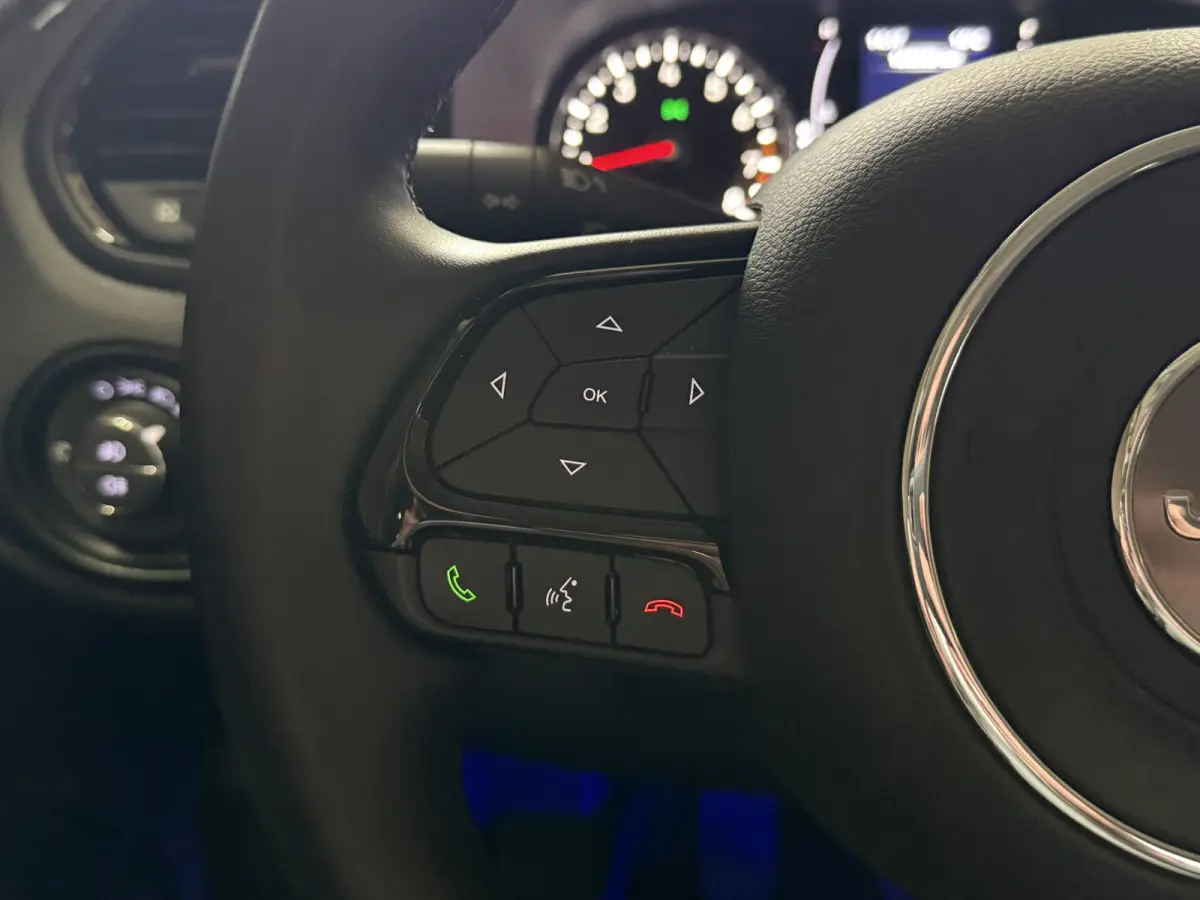1.0T Limited | Night Eagle | Apple Carplay | Keyless
