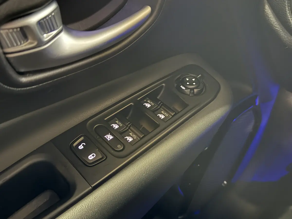 1.0T Limited | Night Eagle | Apple Carplay | Keyless