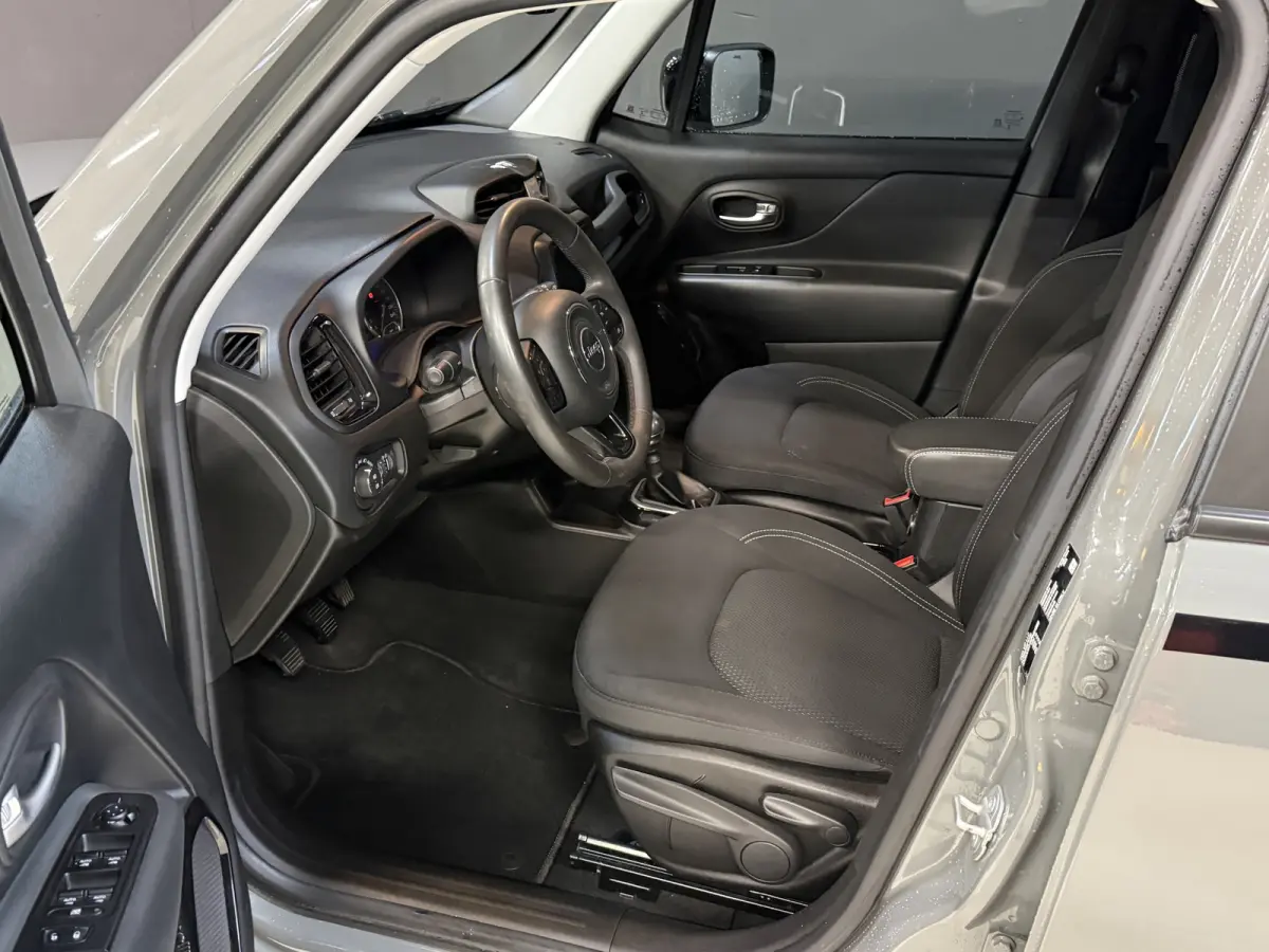 1.0T Limited | Night Eagle | Apple Carplay | Keyless