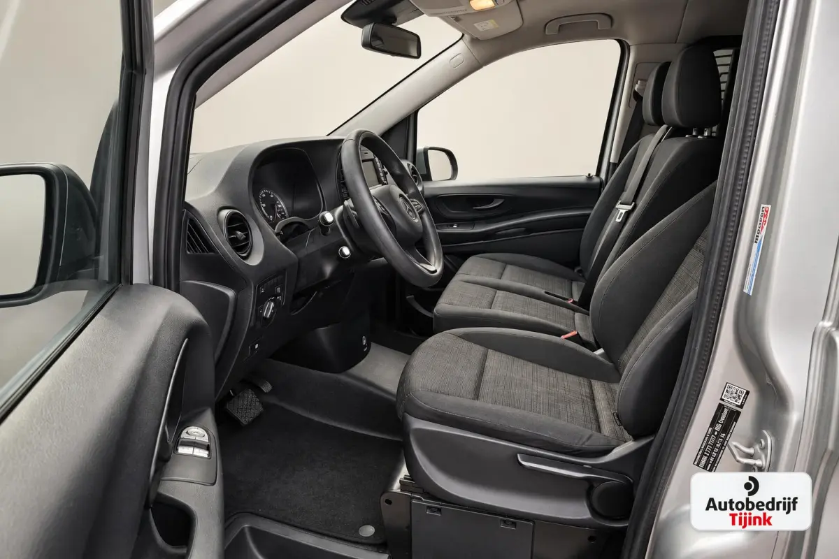 116 CDI Extra Lang DC Comfort | Automaat | 6-persoons | Trekhaak | Camera | Cruise | PDC |