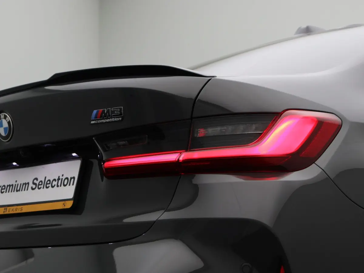 M3 xDrive Competition | Innovation Pack | Stuurwielrand verwarmd | M Carbon-keramische remmen | Stoelventilatie | Driving Assistant Professional | Harman Kardon