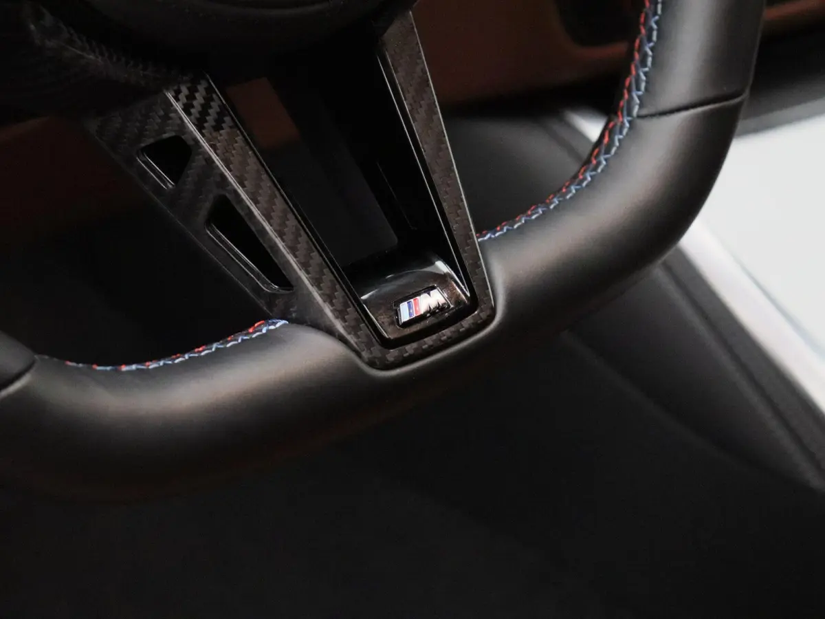 M3 xDrive Competition | Innovation Pack | Stuurwielrand verwarmd | M Carbon-keramische remmen | Stoelventilatie | Driving Assistant Professional | Harman Kardon