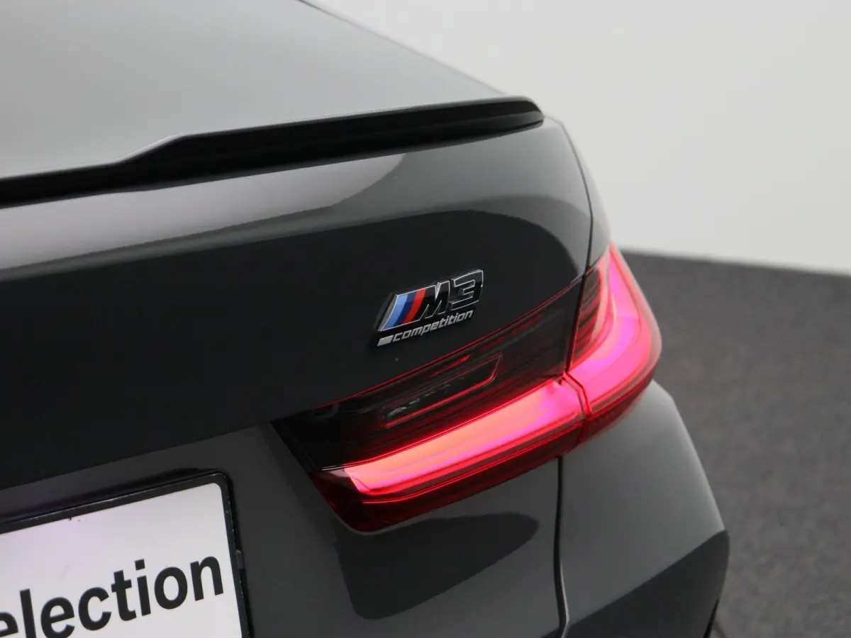 M3 xDrive Competition | Innovation Pack | Stuurwielrand verwarmd | M Carbon-keramische remmen | Stoelventilatie | Driving Assistant Professional | Harman Kardon