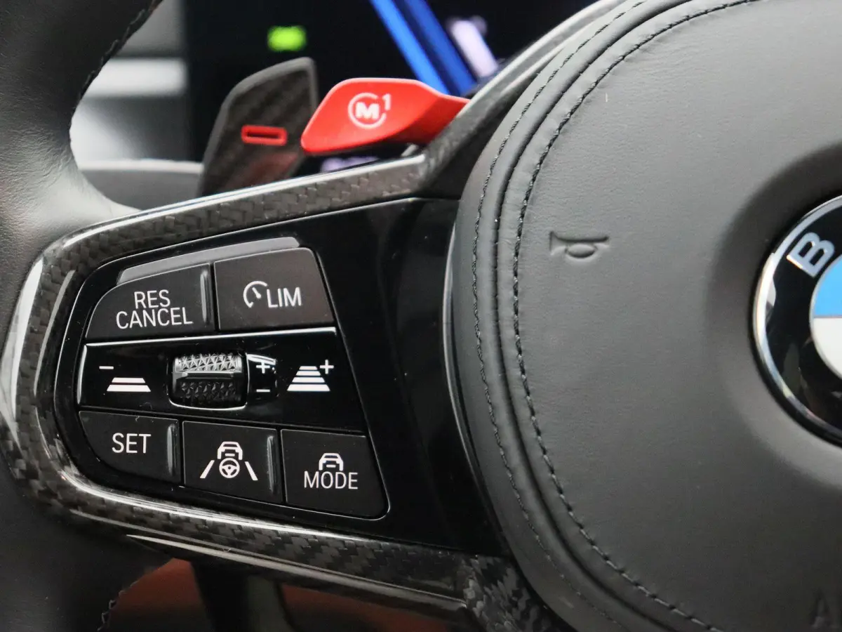 M3 xDrive Competition | Innovation Pack | Stuurwielrand verwarmd | M Carbon-keramische remmen | Stoelventilatie | Driving Assistant Professional | Harman Kardon