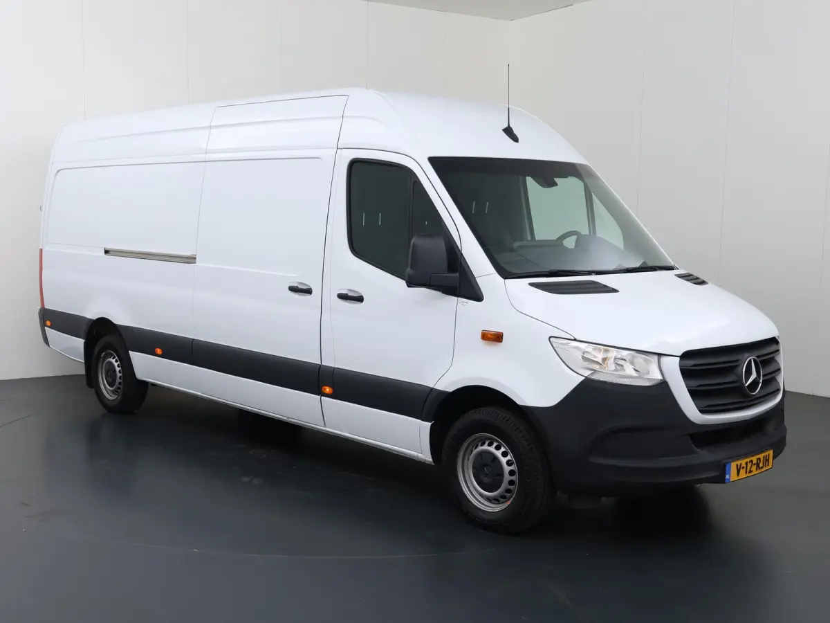 317 CDI | AUT. | L3 H2 | PARKEERCAMERA | AIRCO | 3-ZITS | NAVIGATIE | CERTIFIED