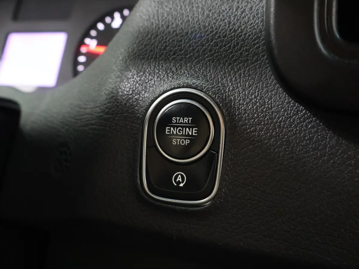 317 CDI | AUT. | L3 H2 | PARKEERCAMERA | AIRCO | 3-ZITS | NAVIGATIE | CERTIFIED