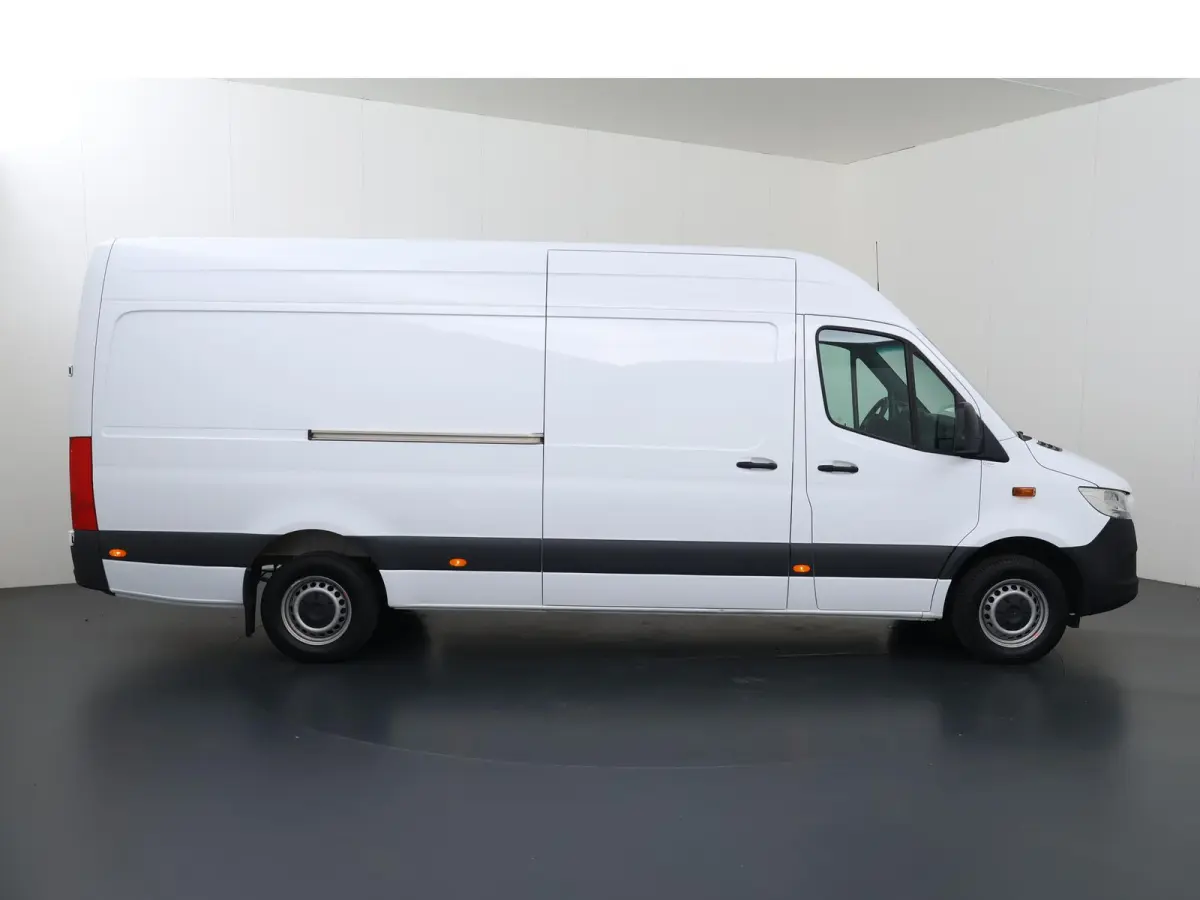317 CDI | AUT. | L3 H2 | PARKEERCAMERA | AIRCO | 3-ZITS | NAVIGATIE | CERTIFIED