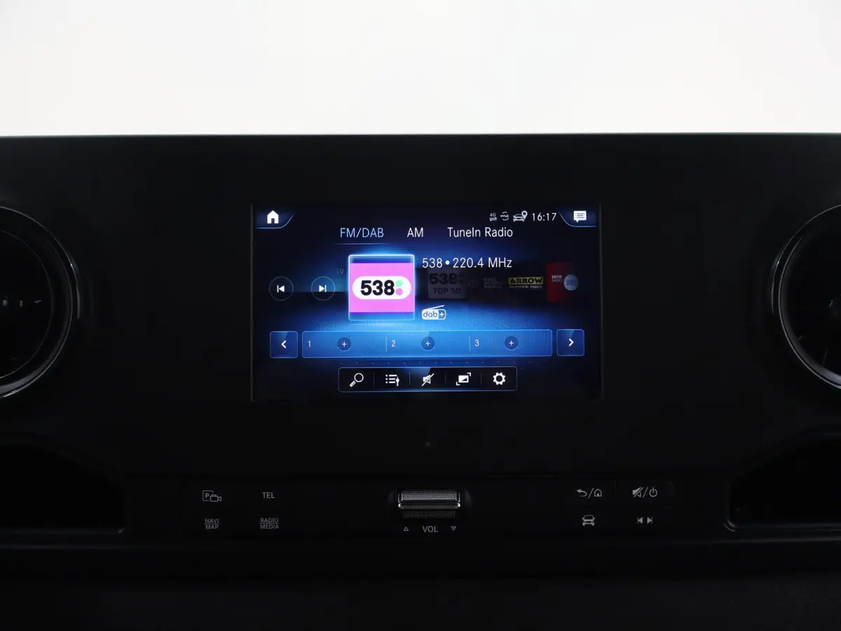 317 CDI | AUT. | L3 H2 | PARKEERCAMERA | AIRCO | 3-ZITS | NAVIGATIE | CERTIFIED